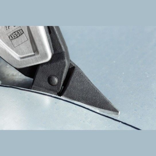 Tesoura para cortes curvos e retos Tesoura para cortes curvos e retos