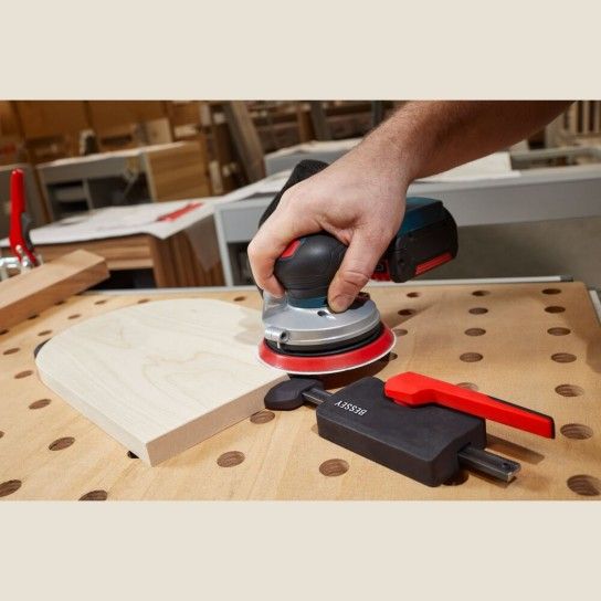 Grampo de tração horizontal para mesas multifunções WNS-SET-MFT Grampo de tração horizontal para mesas multifunções WNS-SET-MFT