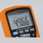 BETA Multmetro digital industrial preciso e robusto, num corpo moldado de 6 mm de espessura, com co