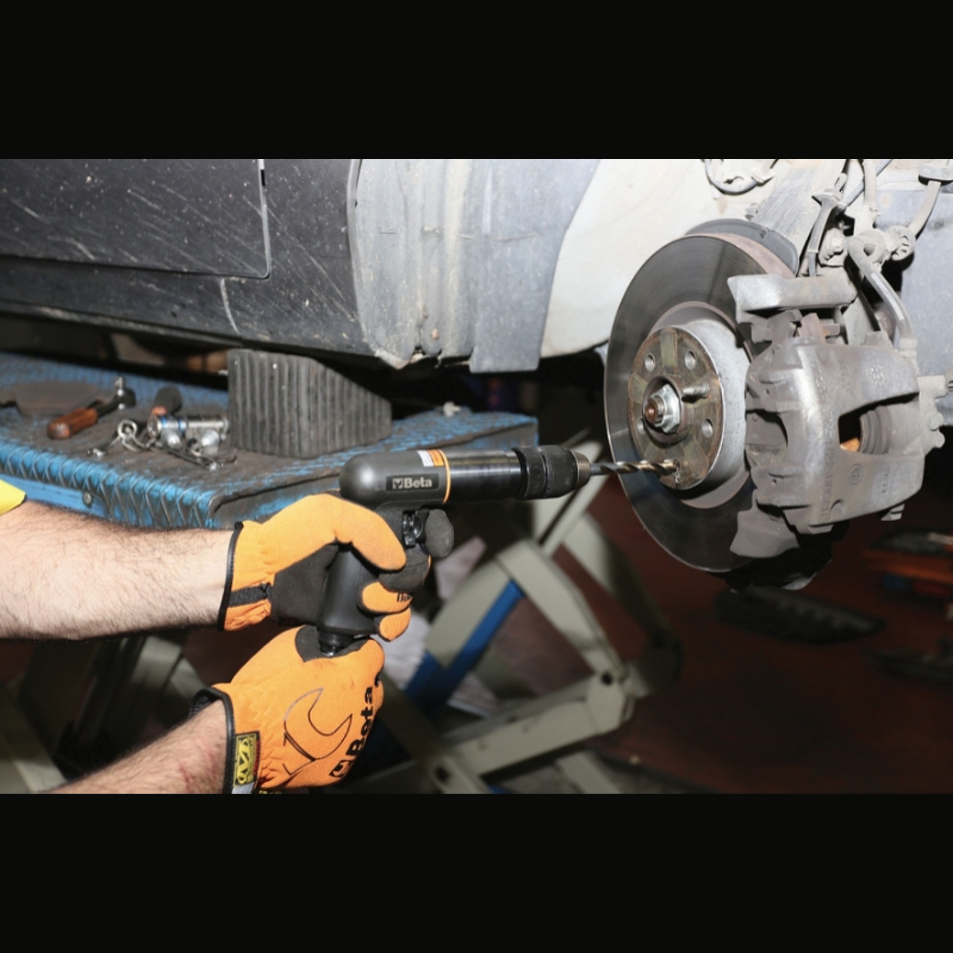 BETA Berbequim pneum�tico revers�vel, em material composito