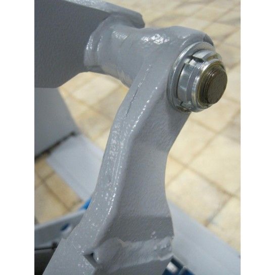 RAV-518 T - elevador tesoura 3000 kg RAV-518 T - elevador tesoura 3000 kg