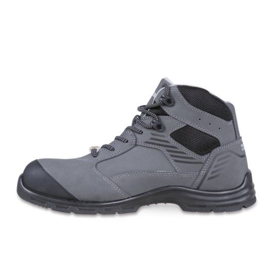 BETA Botins Action em camur�a, imperme�veis, com insert anti-abras�o na �rea da biqueira e sistema d