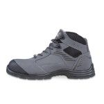 BETA Botins Action em camura, impermeveis, com insert anti-abraso na rea da biqueira e sistema d