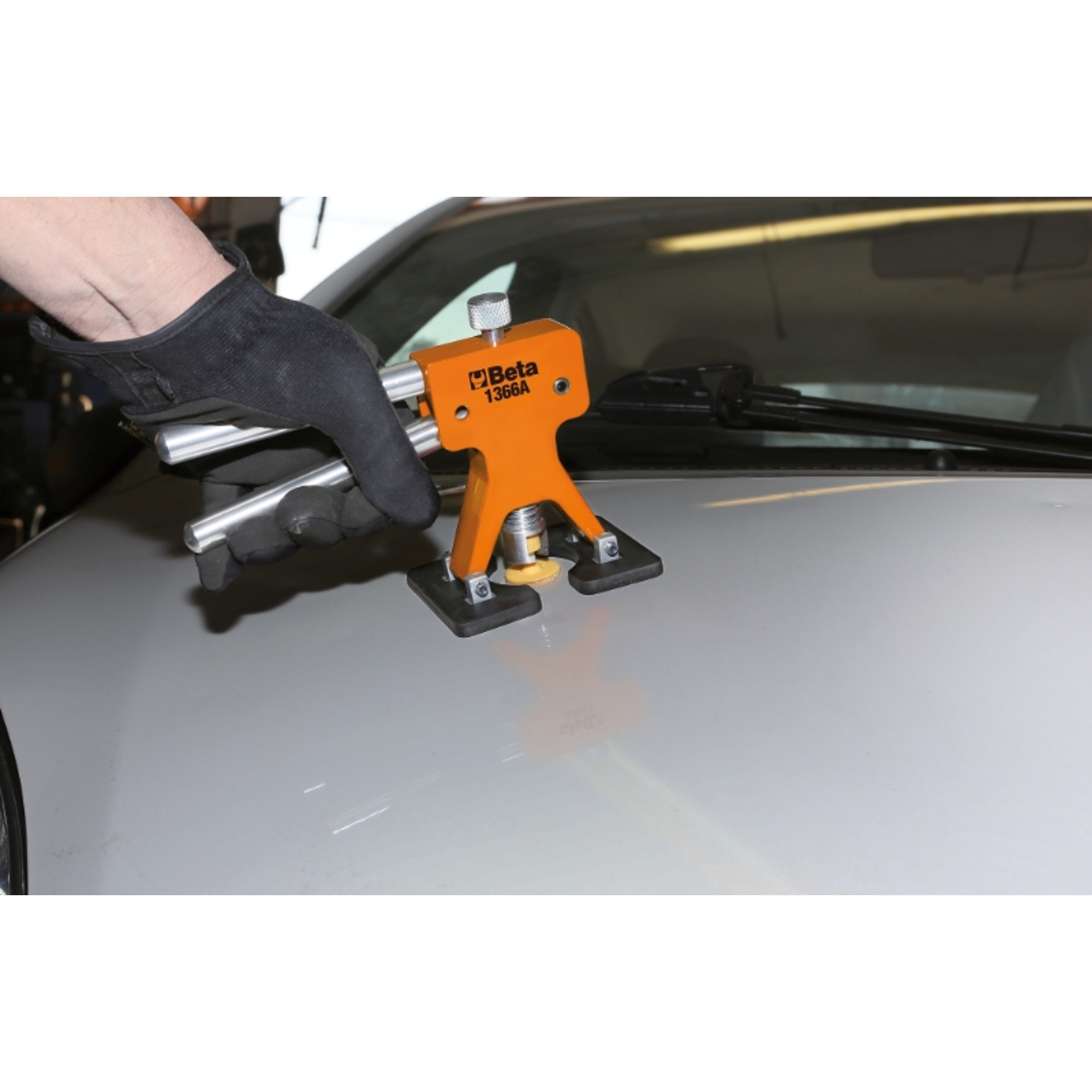 BETA Tira mossas com kit de 19 pinos pl�sticos