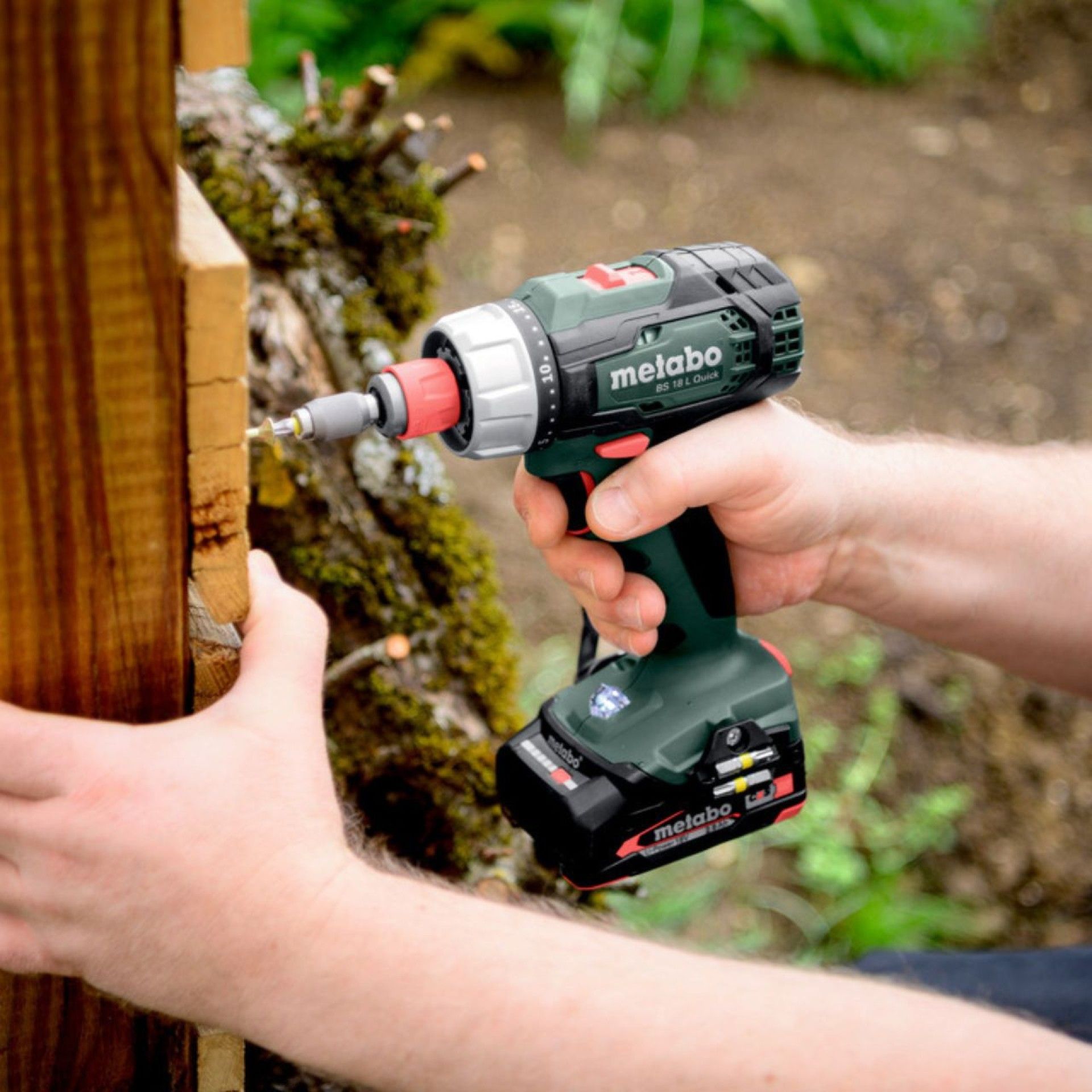 METABO BS 18 L Quick 2X2,0 Ah Berb.Aparaf. S/Fio Metabox METABO BS 18 L Quick 2X2,0 Ah Berb.Aparaf. S/Fio Metabox