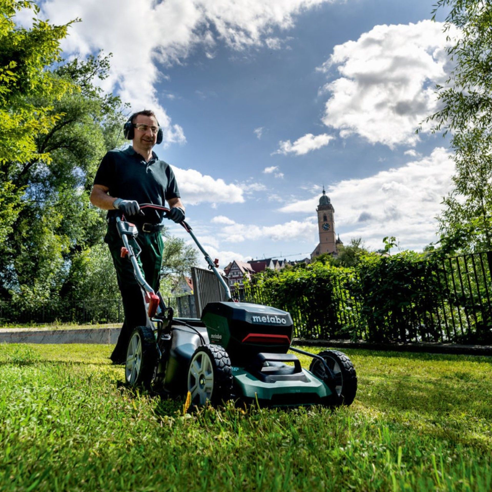 METABO RM 36-18 LTX BL 46 Corta-relvas sem fio