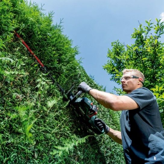 METABO HS 18 LTX BL 65 Corta-sebes sem fio