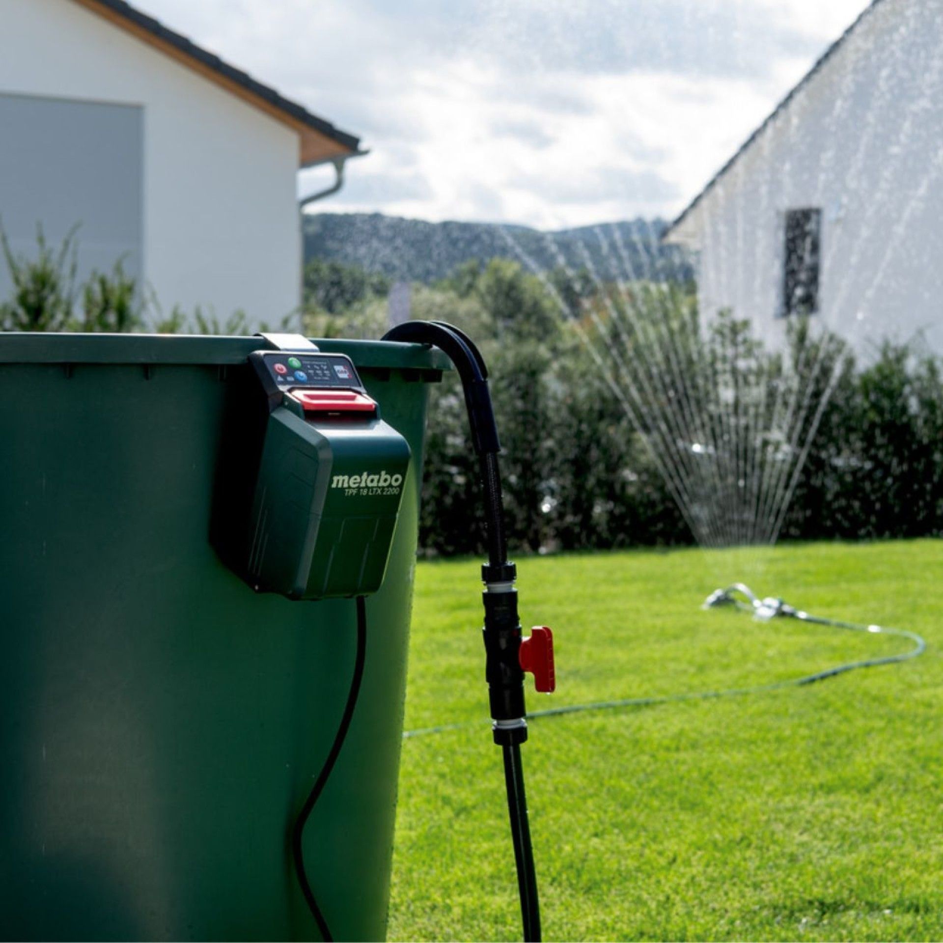 METABO TPF 18 LTX 2200 Bomba submersível e de recolha de água da chuva sem fio METABO TPF 18 LTX 2200 Bomba submersível e de recolha de água da chuva sem fio