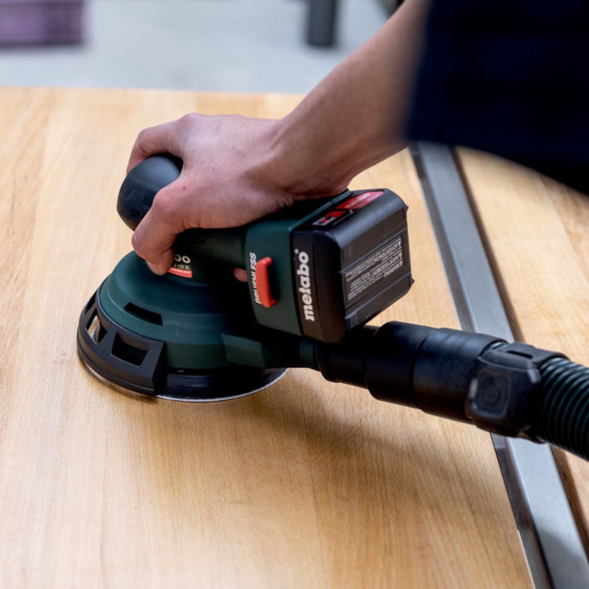 METABO PowerMaxx SXA 12-125 BL Lixadeira de disco orbital sem fio METABO PowerMaxx SXA 12-125 BL Lixadeira de disco orbital sem fio