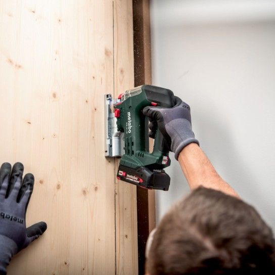 METABO STB 18 L 90 Serra Recortes S/Fio Metabox METABO STB 18 L 90 Serra Recortes S/Fio Metabox