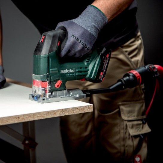 METABO STB 18 L 90 Serra Recortes S/Fio Metabox METABO STB 18 L 90 Serra Recortes S/Fio Metabox