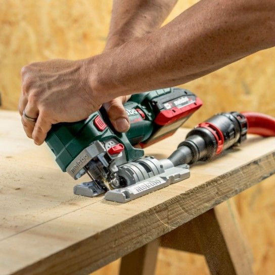 METABO STA 18 LTX 150 BL Serra De Recortes S/Fio Metabox METABO STA 18 LTX 150 BL Serra De Recortes S/Fio Metabox