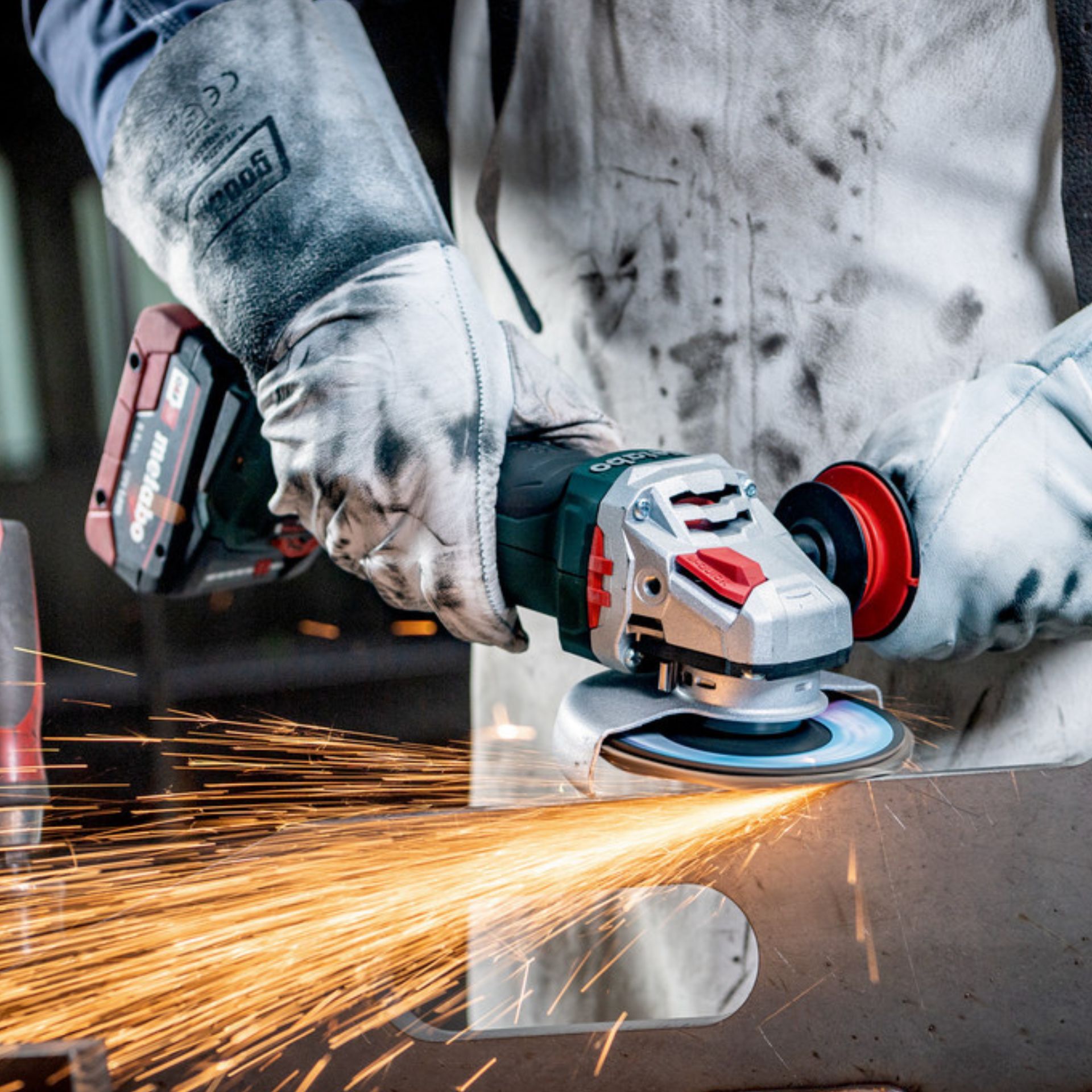 METABO WB 18 LTX BL 15-125 Quick Rebarbadora angular sem fio METABO WB 18 LTX BL 15-125 Quick Rebarbadora angular sem fio