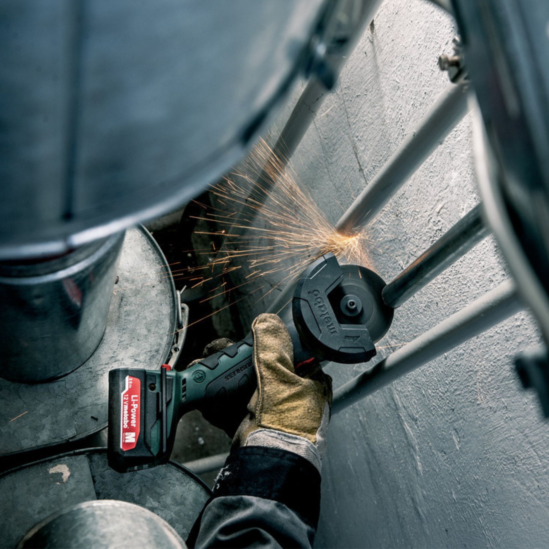 METABO PowerMaxx CC 12 BL Rebarbadora angular sem fio METABO PowerMaxx CC 12 BL Rebarbadora angular sem fio