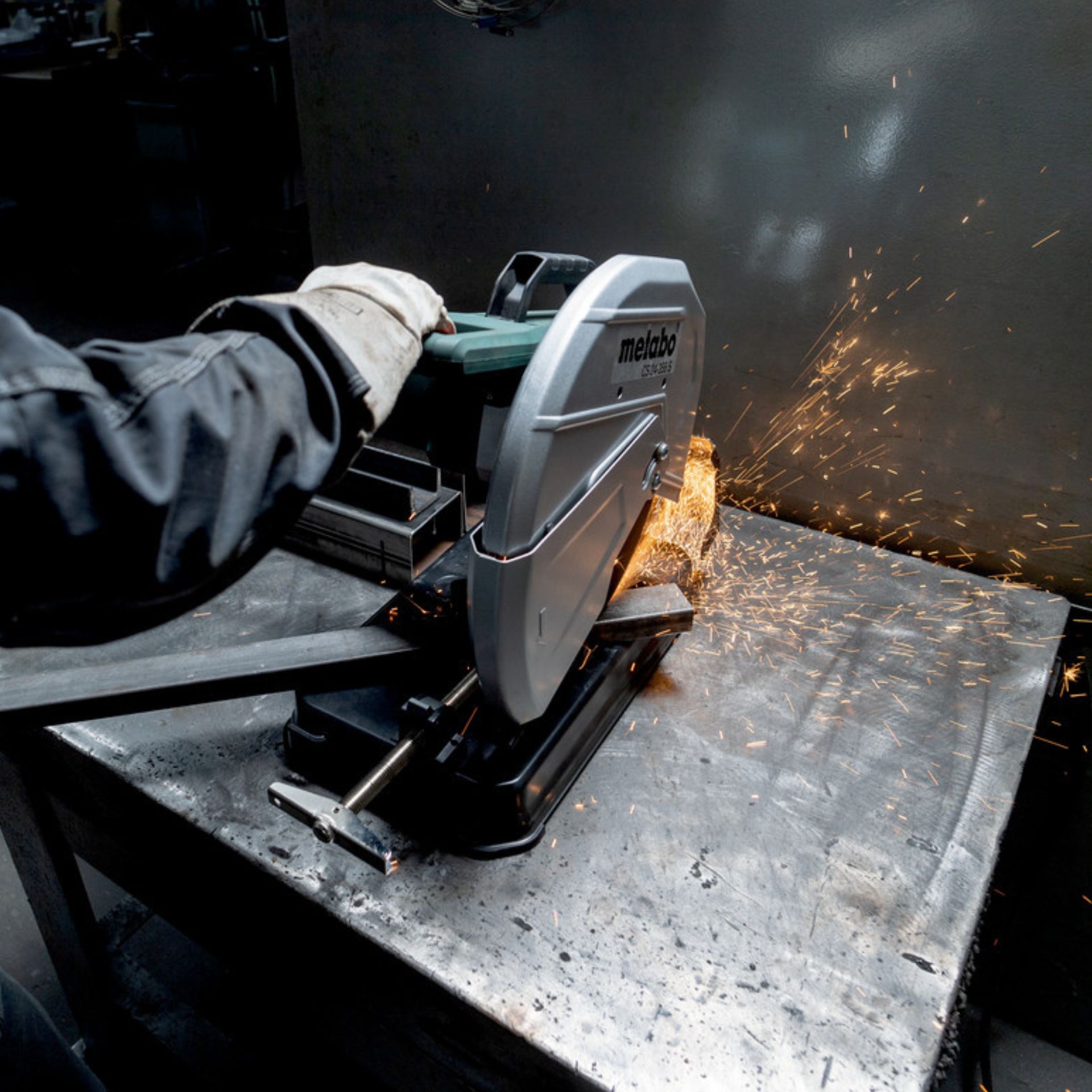 METABO CS 24-355 S Serra para metal METABO CS 24-355 S Serra para metal