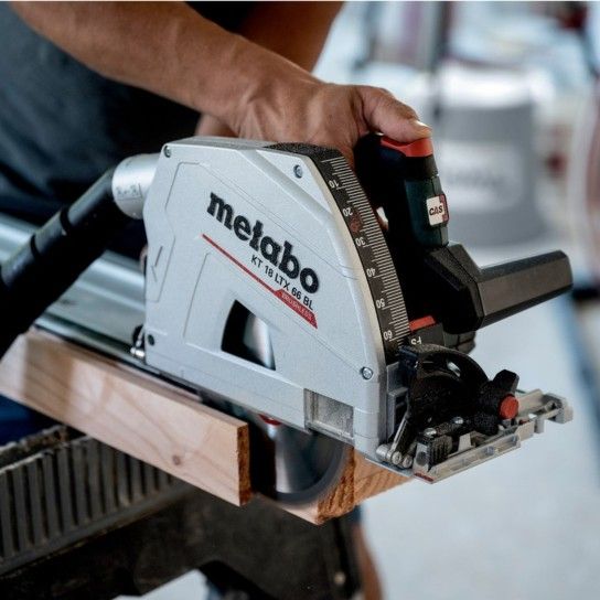 METABO KT 18 LTX 66 BL Set Serra circular de imers�o sem fio