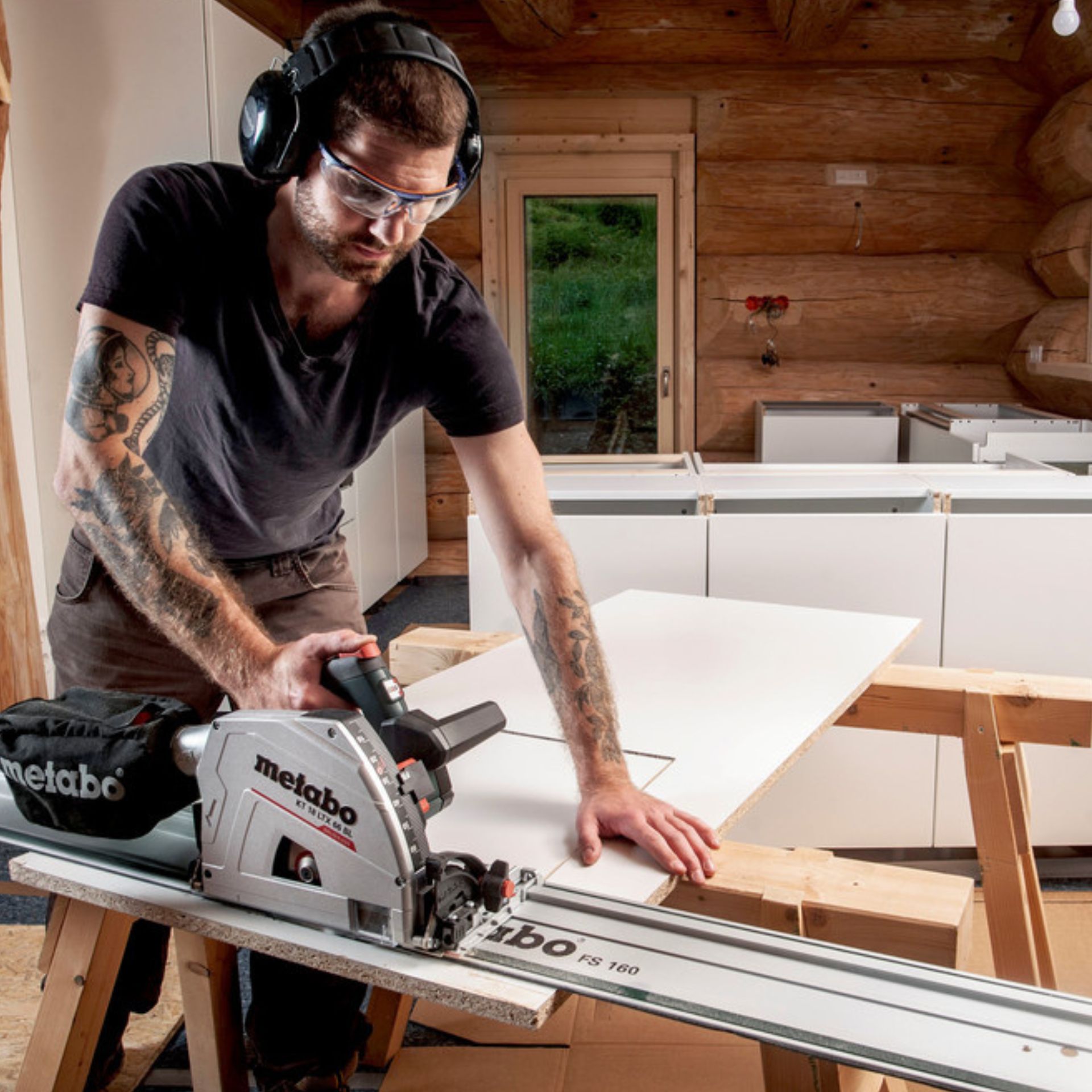 METABO KT 18 LTX 66 BL Set Serra circular de imers�o sem fio