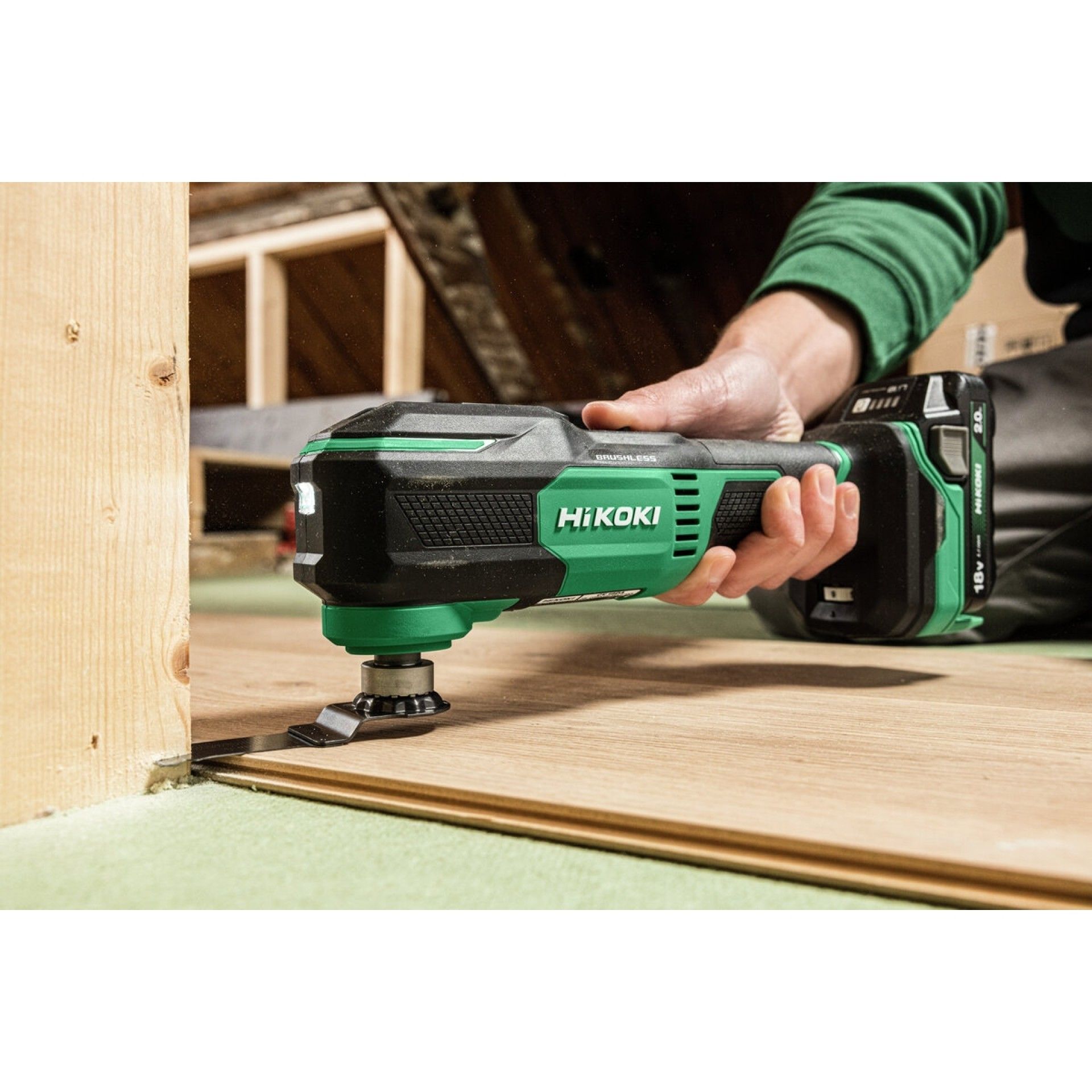 HIKOKI Ferramenta sem fio multifunções CV18DAW2Z HIKOKI Ferramenta sem fio multifunções CV18DAW2Z