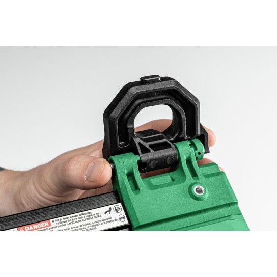 HIKOKI Pregadora para bet�o sem fio NC1840DAW3Z