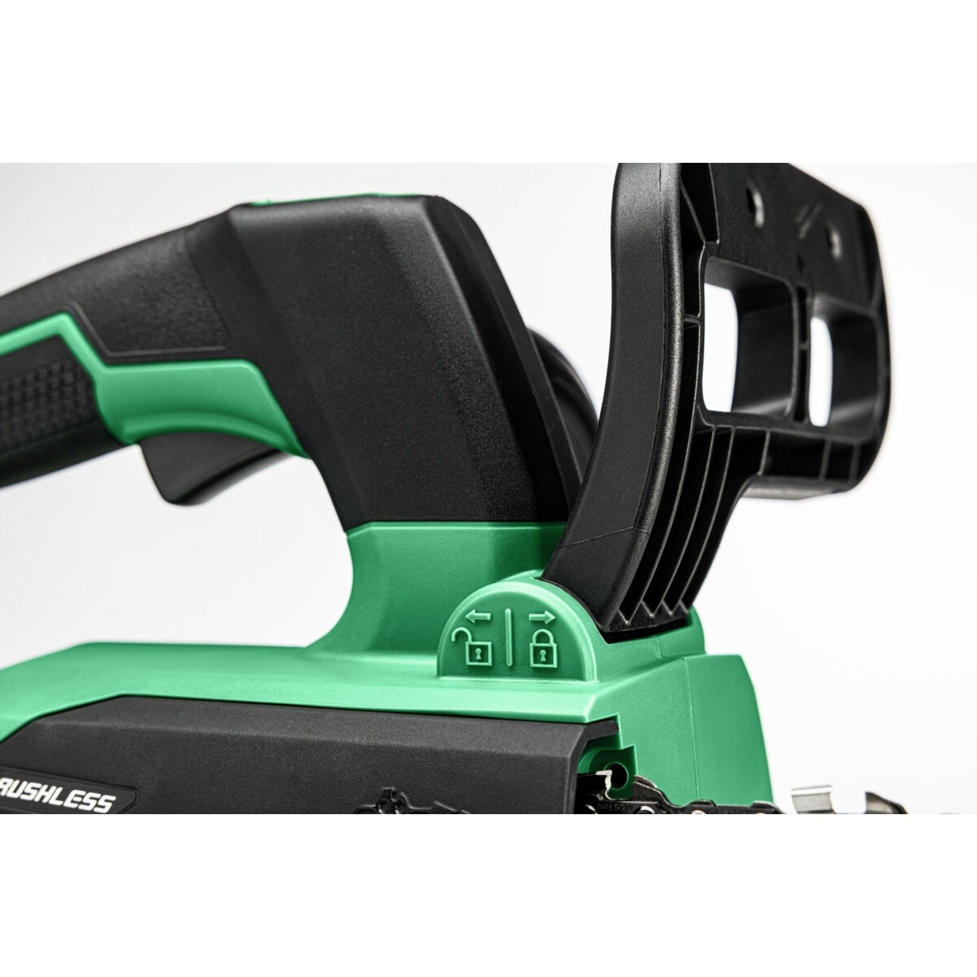 HIKOKI Motosserra sem fio CS1825DCW4Z HIKOKI Motosserra sem fio CS1825DCW4Z